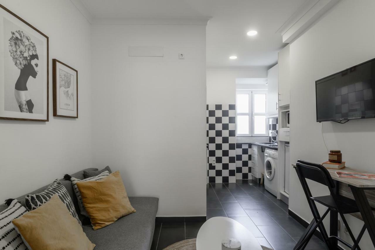 Charming Apartment- Authentic Experience In Graca Лиссабон Экстерьер фото